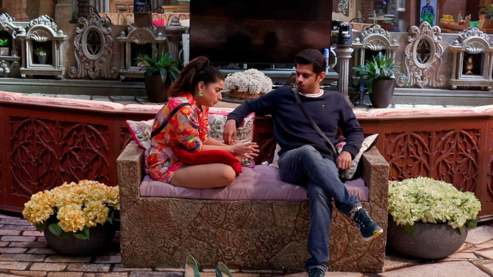 Bigg Boss Nomination Drama: Munawar's Surprise Move and Ayesha's Chemistry Heats Up