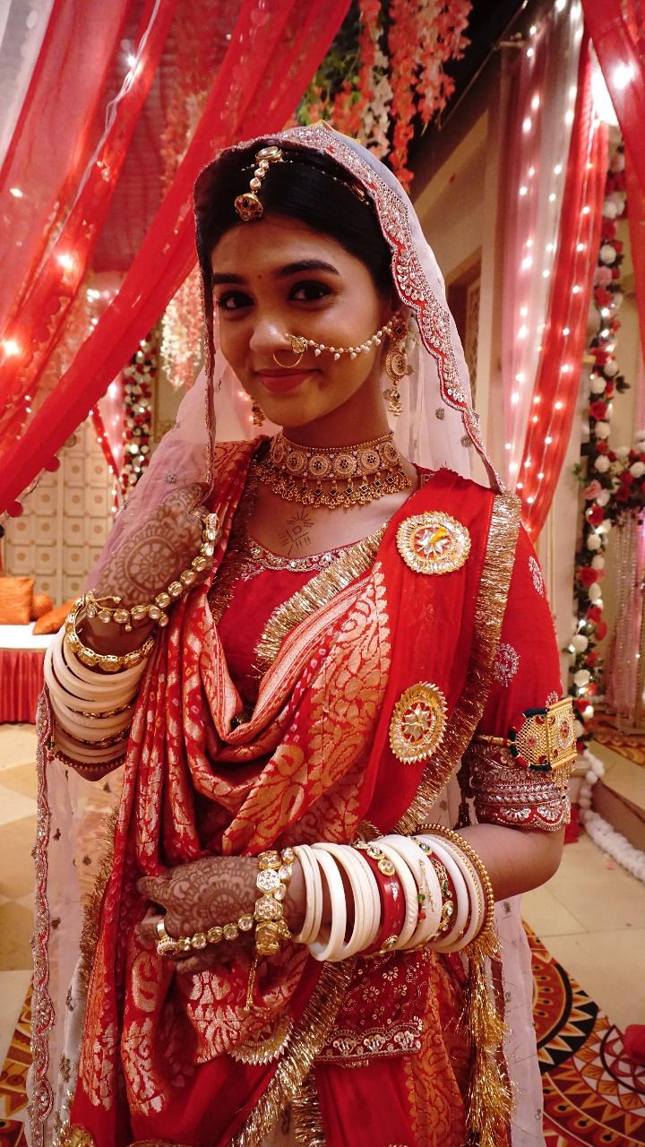 Pranali Rathod Stuns in a Bold Red and White Bridal Lehenga in COLORS Durga – Ek Atoot Prem Kahani