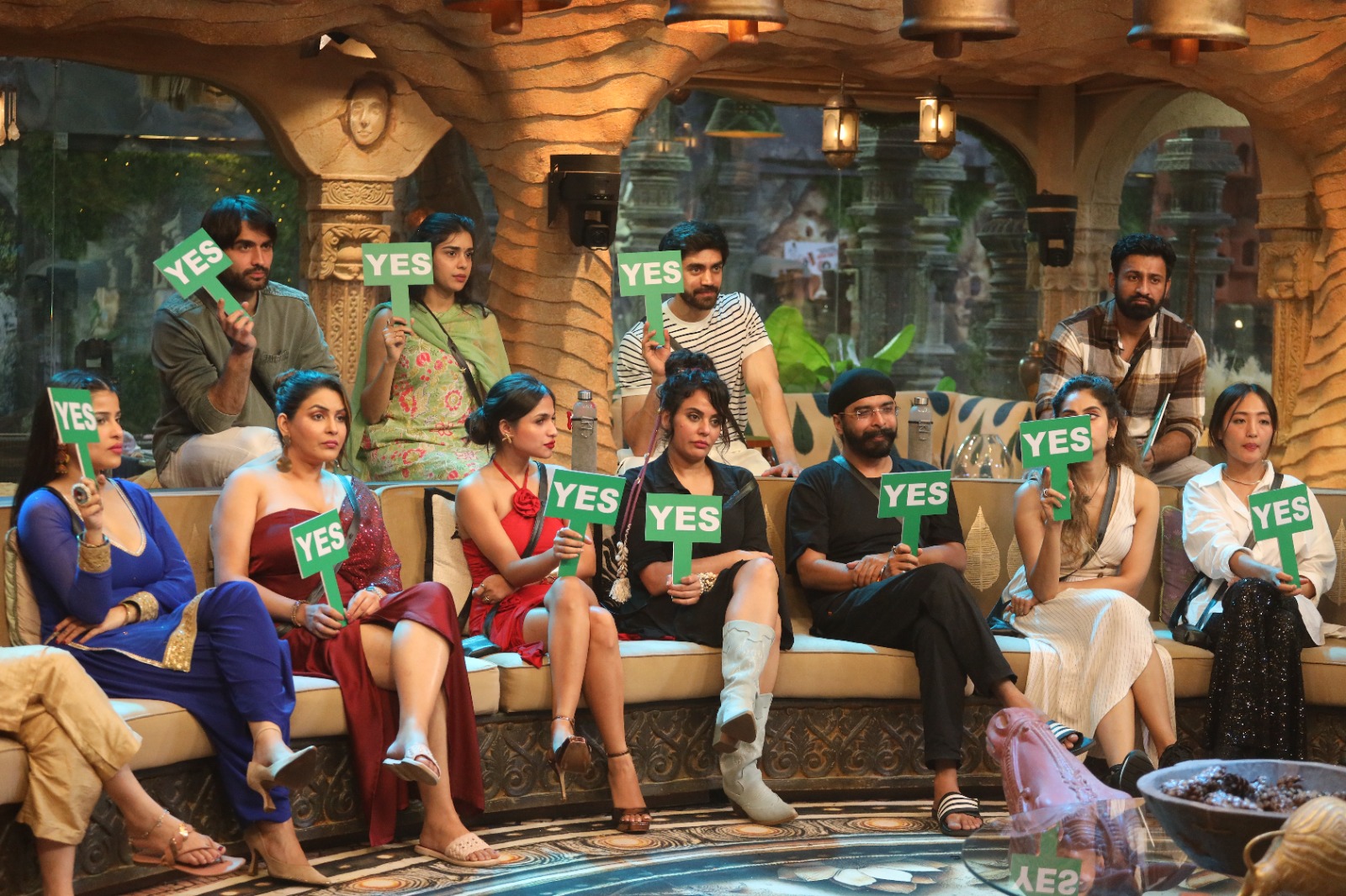 Explosive Drama in Bigg Boss 18: Karan Veer Mehra, Sara Arfeen Khan, and Vivian Dsena Face Off Tonight