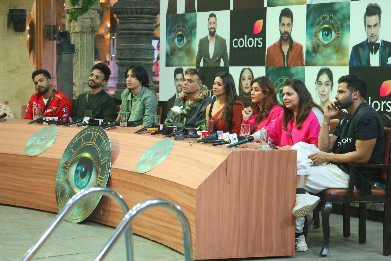 Bigg Boss 18 Finalists Turn Up the Heat with a Fiery Roast Session Before the Finale!