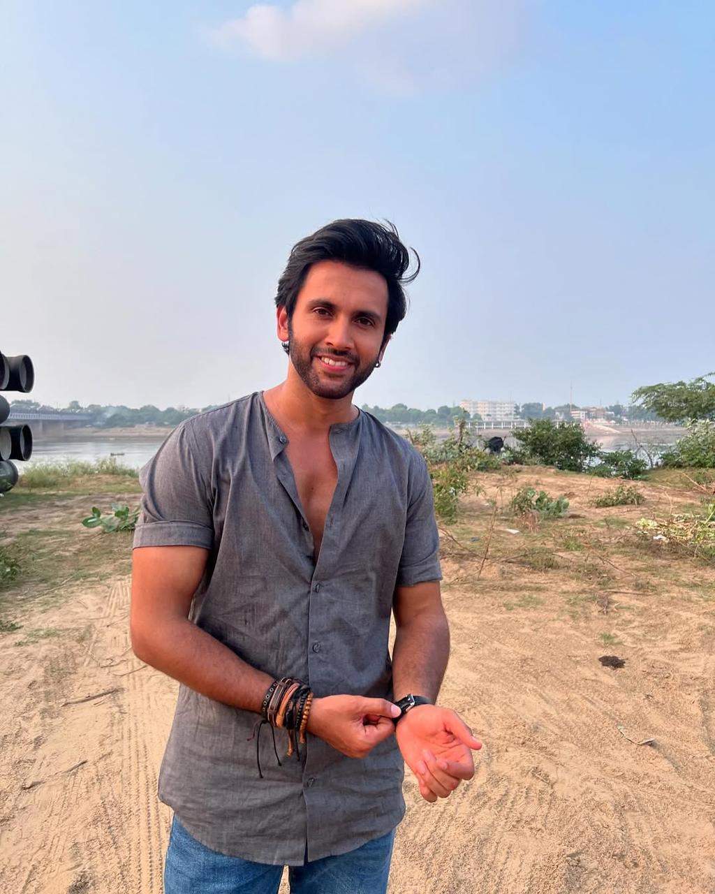 Mishkat Verma on Playing Om in Ram Bhavan: ‘He’s Nothing Like Me, and That’s the Best Part!