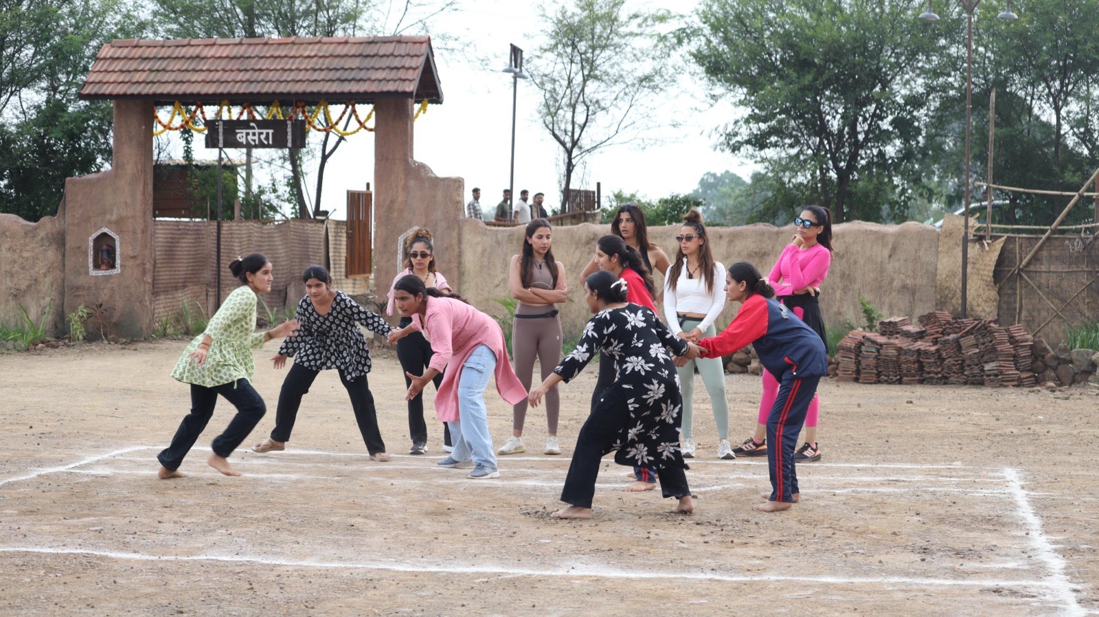 Chhoriyan Chali Gaon